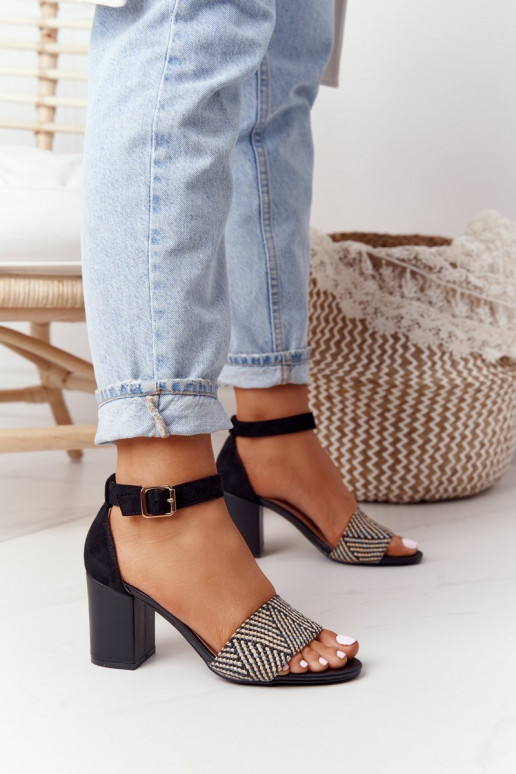 Sandals With Braided Upper On A Bar Black Honeymoon Sandals With Braided Upper On A Bar Black Honeymoon