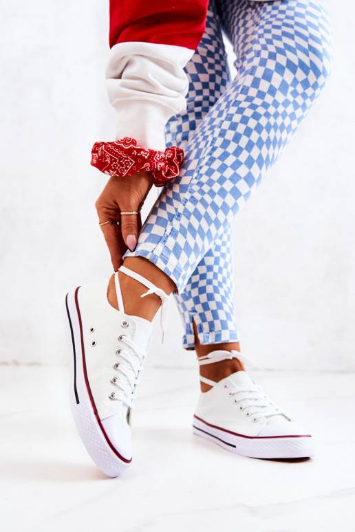 White leisure shoes