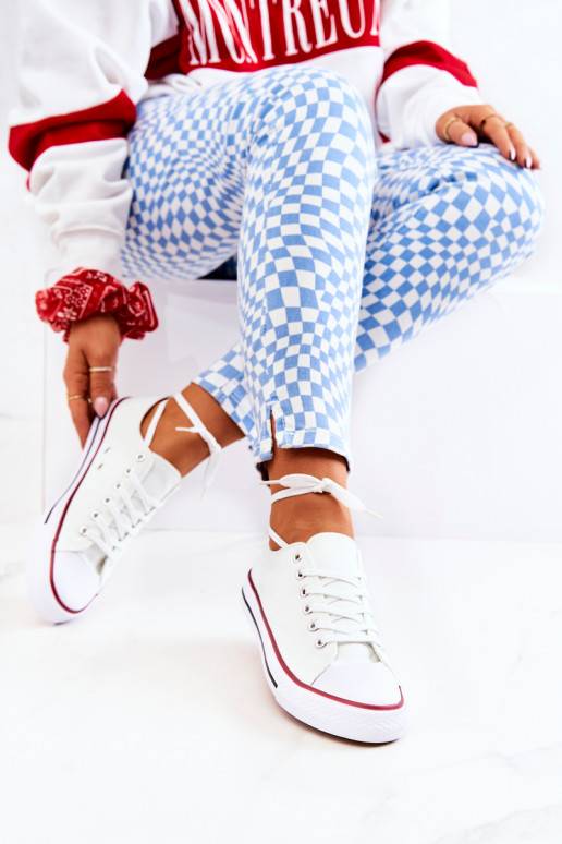 White leisure shoes