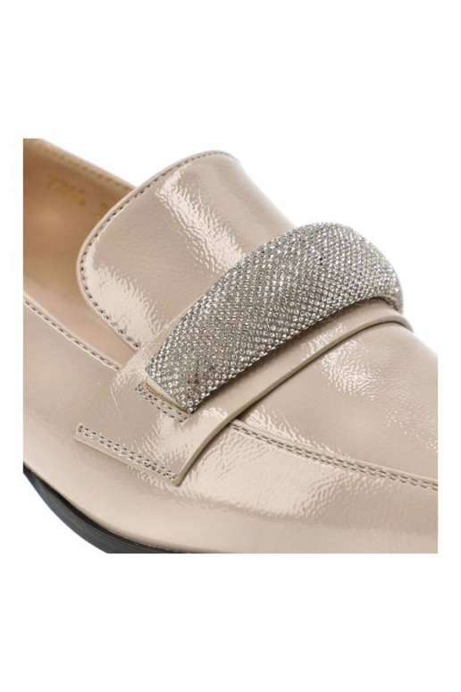 Lacquered moccasins with zircon...
