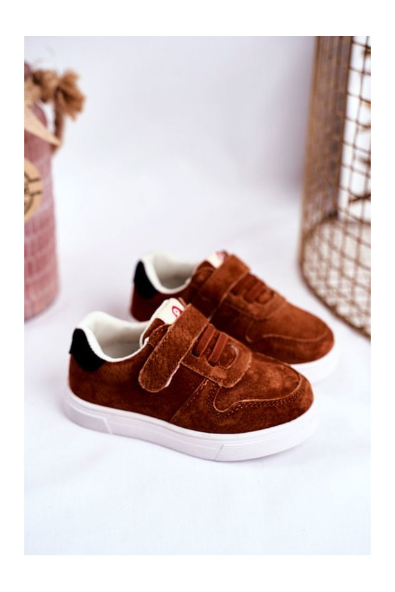 Children's casual shoes in brown color
