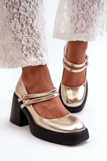 Eco leather wide heel shoes in gold Halmina
