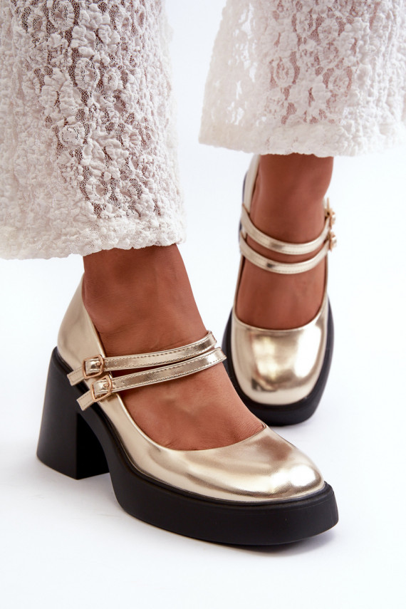 Eco leather wide heel shoes in gold Halmina