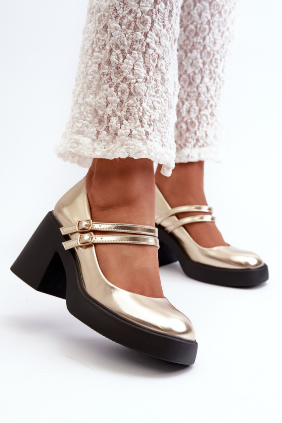 Eco leather wide heel shoes in gold Halmina