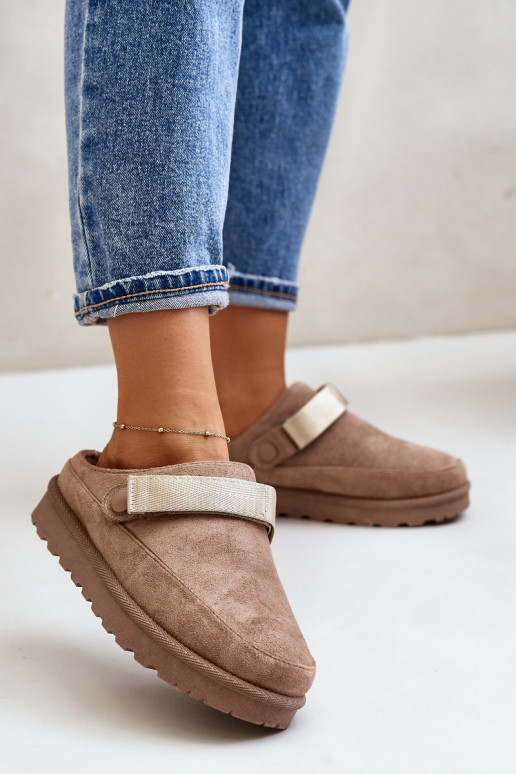 Women's platform slippers insulated with fur inside in brown Azida