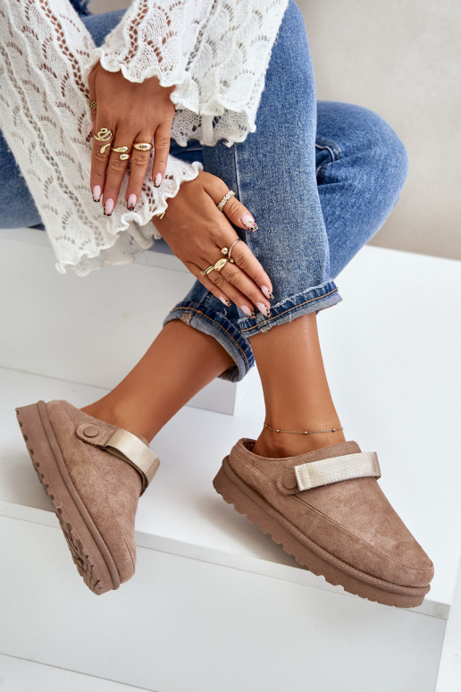 Women's platform slippers insulated with fur inside in brown Azida