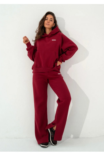 Levi - Cherry red sweatpants
