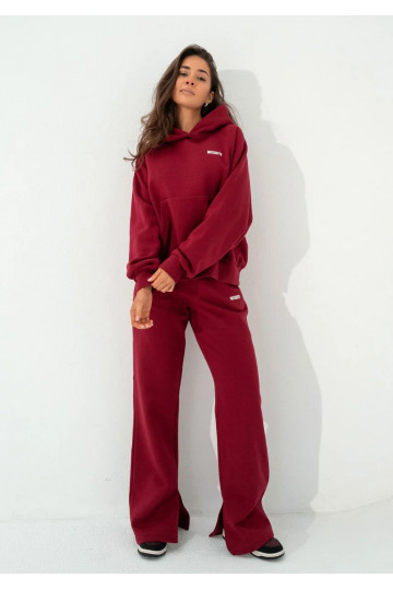 Levi - Cherry red sweatpants 2