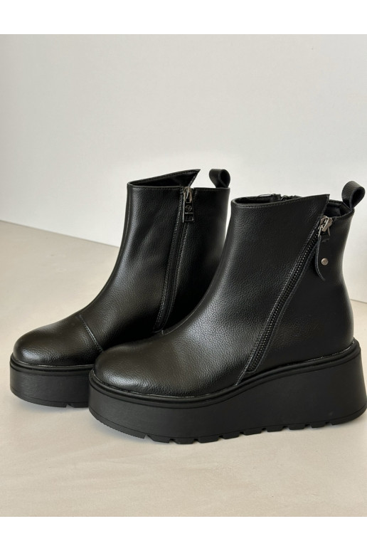 Warm Ankle Boots Women On Wedge And Platform Made Of Eco Suede Black Vinceza 58339