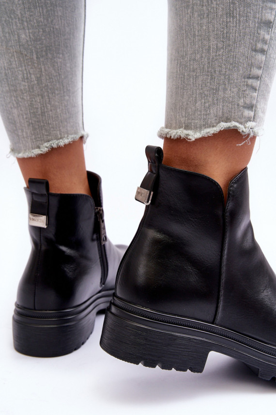 Leather Low-Top Boots Black Foteini