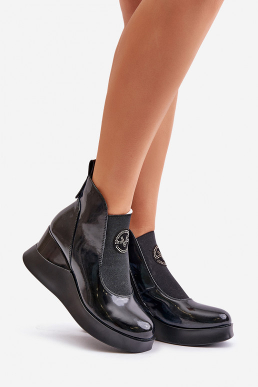 Lacquered Wedge Boots Insulated Black Vinceza 66703 Lacquered Wedge Boots Insulated Black Vinceza 66703