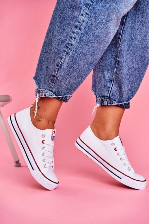Women's Classic White Sneakers With Red Trim Ecoma