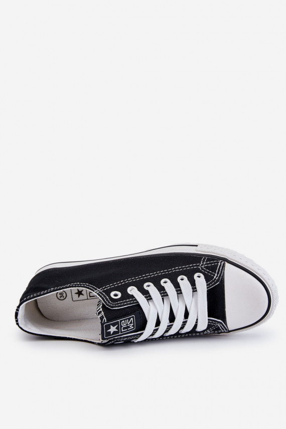 Women's Classic Sneakers Black and White Ecoma