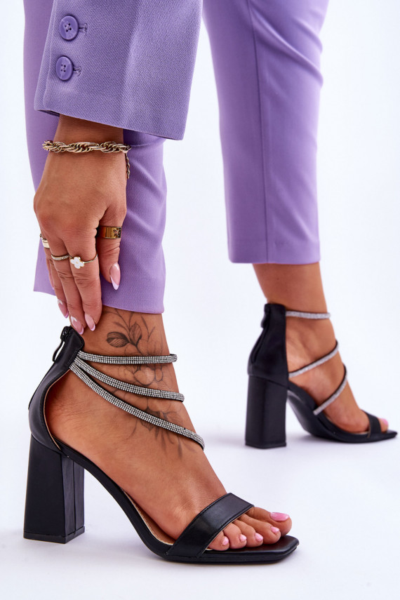 Fashionable Sandals With Zircons Black Carma
