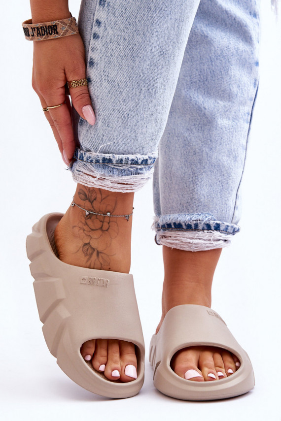 Women's Light Foam Big Star Slippers LL274593 Beige
