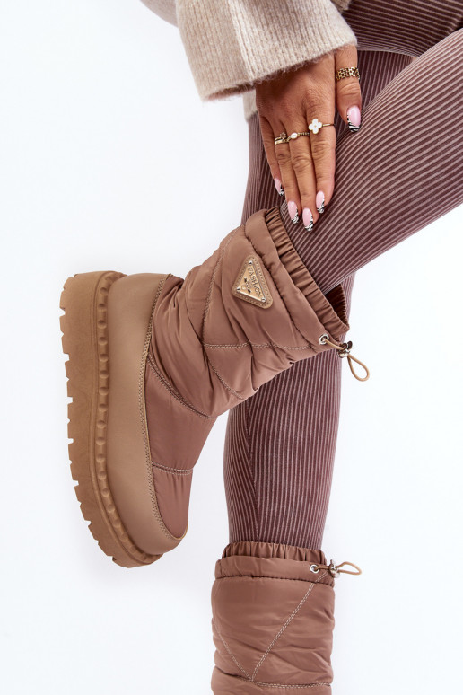 Women's snow boots on thick sole in dark beige Lureta