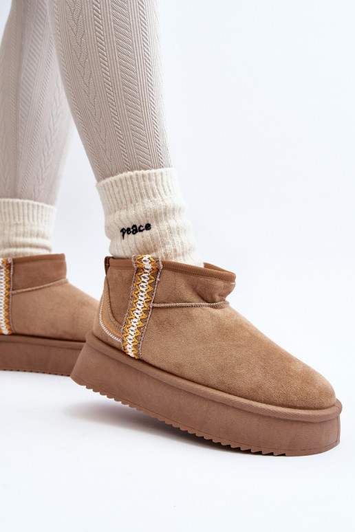 Snow boots on platform with light brown pattern Udra
