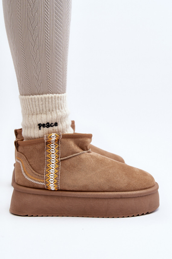 Snow boots on platform with light brown pattern Udra