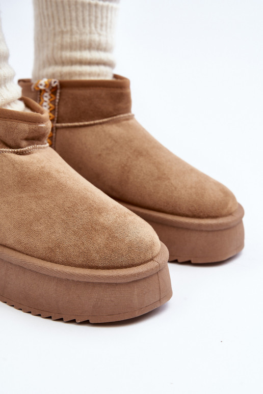 Snow boots on platform with light brown pattern Udra