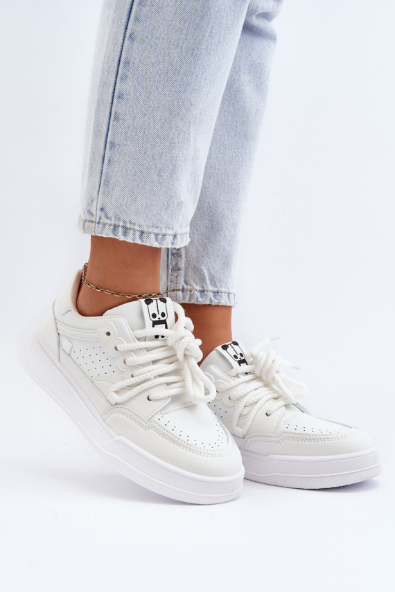Women's White Faux Leather Sneakers Avanalis
