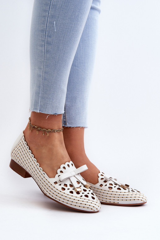 White Women's Cutout Ballerina Flats with Bow Nestavia