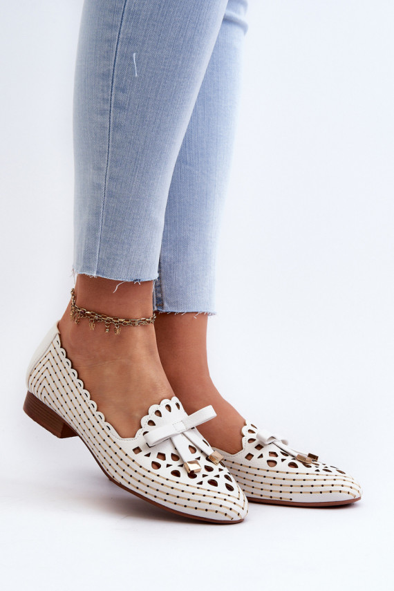 White Women's Cutout Ballerina Flats with Bow Nestavia