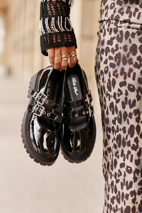 Ladies Lacquered Shoes With Straps Black Terione