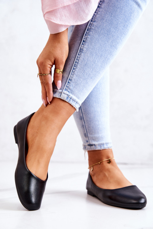 Black Classic Leather Ballerina Stacee