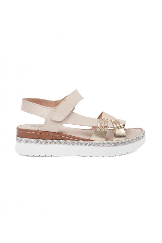 beige sandals with platform z metallicm zdobieniem