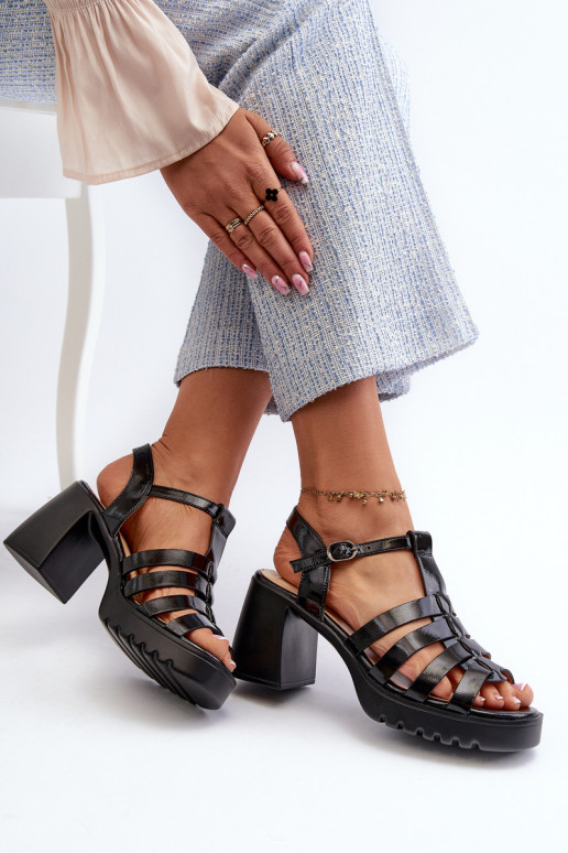 Lacquered Leather Women's Sandals On Heel Black Vinceza 66621