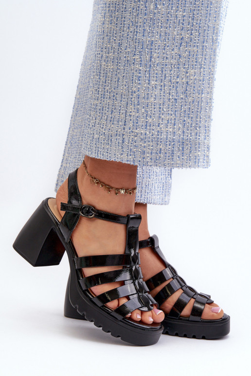 Lacquered Leather Women's Sandals On Heel Black Vinceza 66621