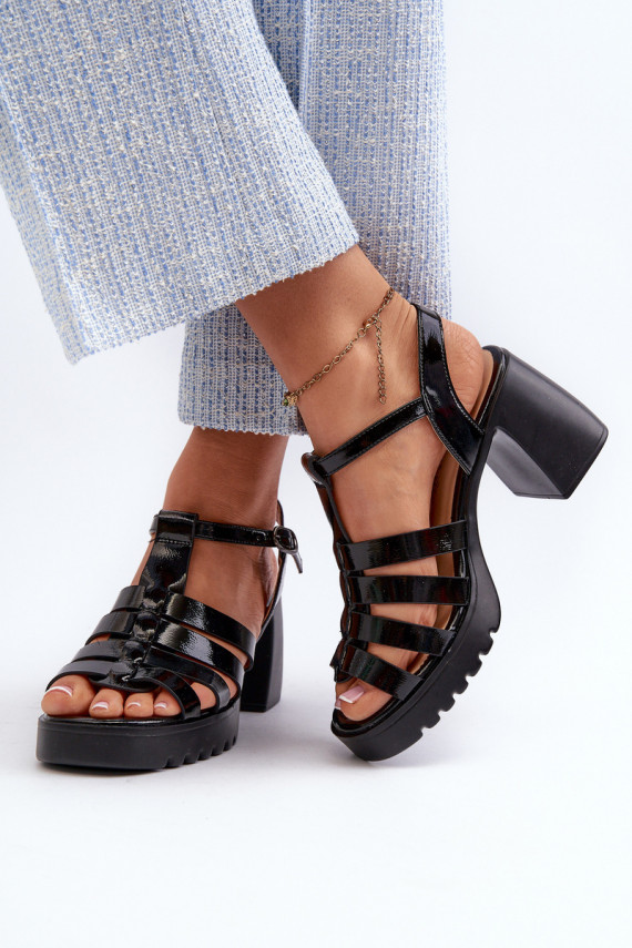 Lacquered Leather Women's Sandals On Heel Black Vinceza 66621