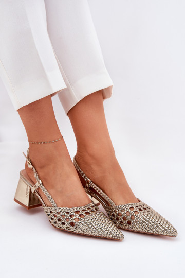 Heels With Braiding And Pointed Toes Gold Resterri 2