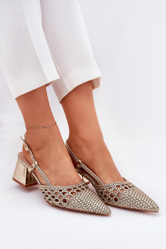Heels With Braiding And Pointed Toes Gold Resterri