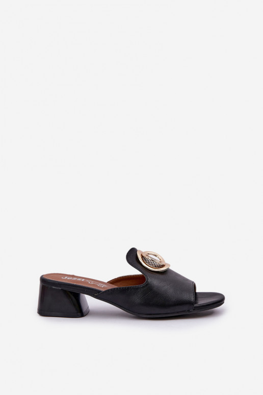 Elegant Women's Slippers On A Low Heel With Decoration Black Feledis