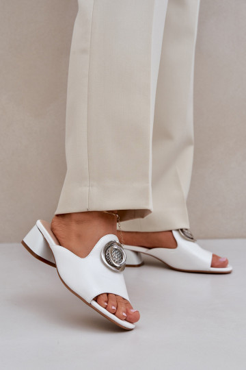 Elegant Women's Slippers On Low Heel With Decoration White Feledis 2