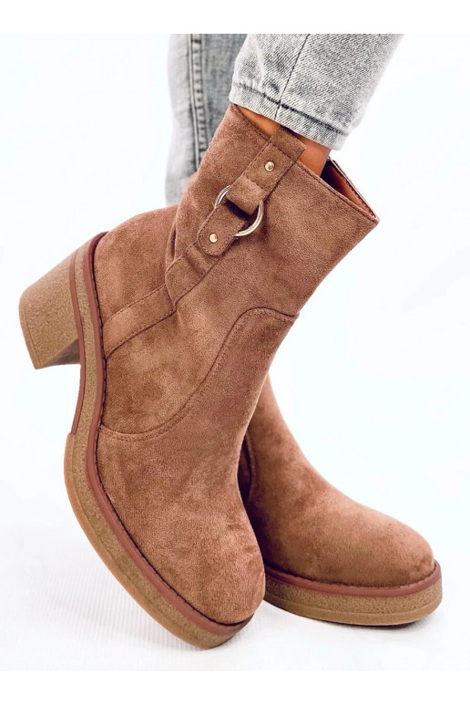 Boots with a wide heel COOKE khaki colors
