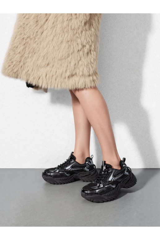 Sneakers model shoes Futurystyczne black