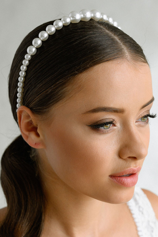 Hair bow with pearls Hair bow with pearls