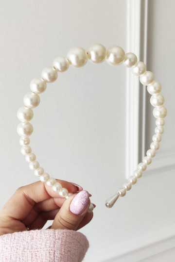 Hair bow with pearls 2