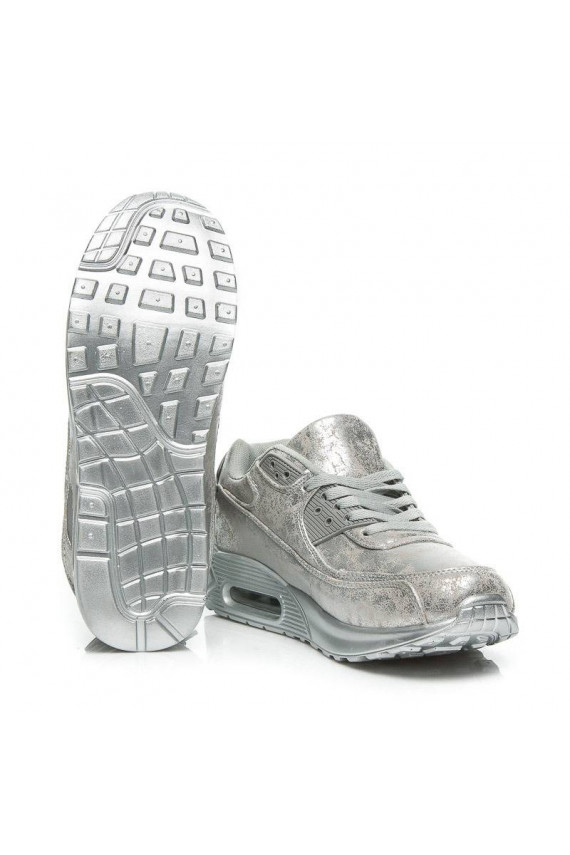 Massive silver sports shoes 1-7S