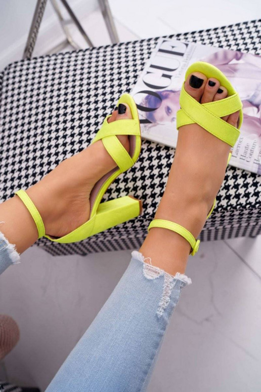 Women's sandals on high heel Fluo...