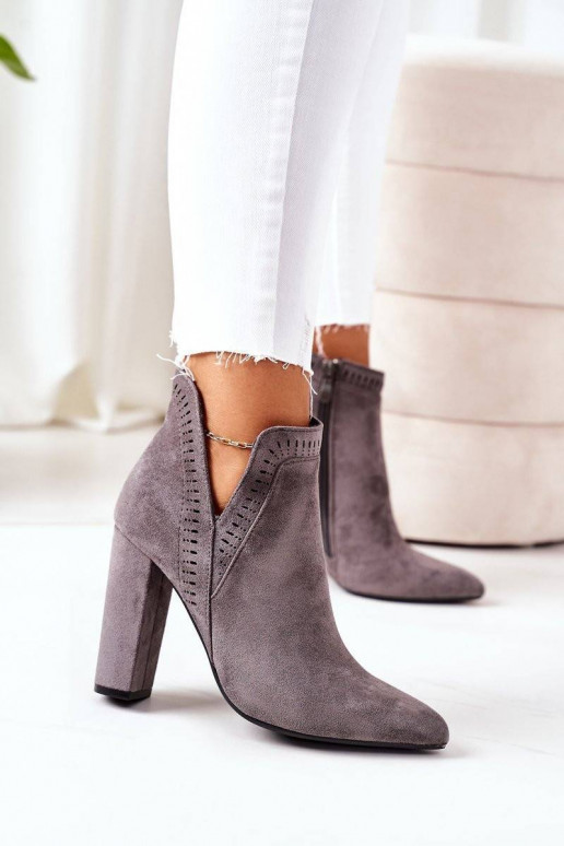 Insulated Boots On A Block Heel Grey...