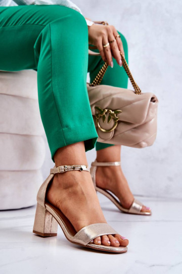 Fashionable Women's Sandals...