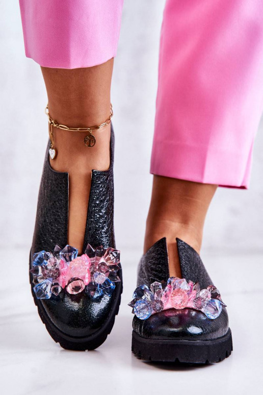 Elegant Leather Shoes With Ornament...