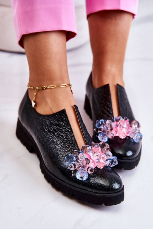 Elegant Leather Shoes With Ornament...