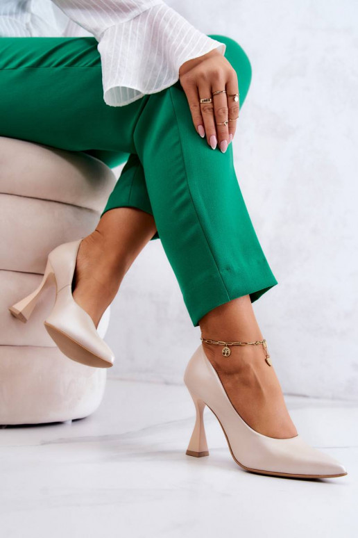 Fashionable Leather Pumps Lewski...