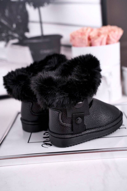 Children's snow boots warm with fur...
