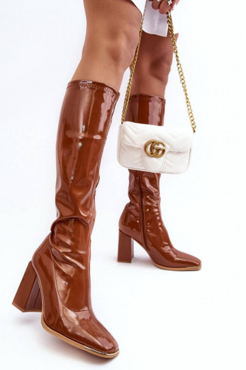 Boots on the heel Shelovet...