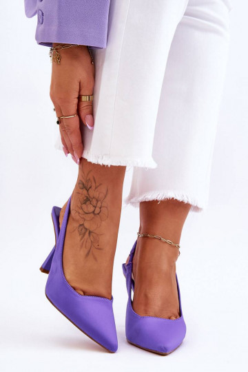 Classic Pointed Heels...